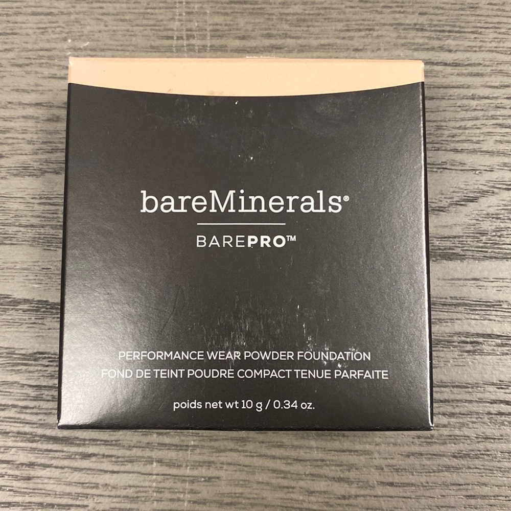 Bare pro performance wear powder foundation